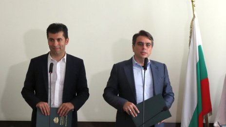 Обсъждат имената от състава на проектокабинета "Василев"