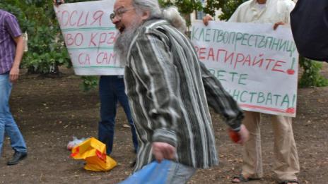 Босия върза МВР: Чакат го пред НС, той не идва