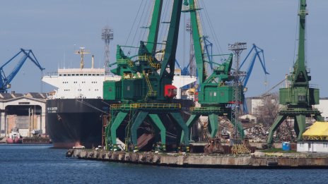 Пристанище Варна с важна роля за транспортния коридор Европа&ndash;Кавказ&ndash;Азия