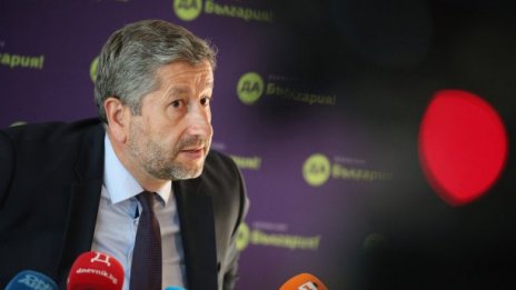 Известен певец смени Христо Иванов в парламента