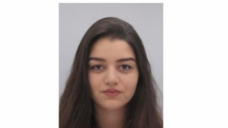Полицията издирва 17-годишно момиче