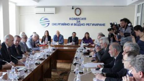 Дават КЕВР на съд заради газта