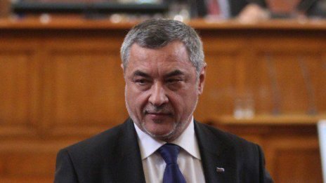 Симеонов готов да сезира ЕК за Закона за горивата