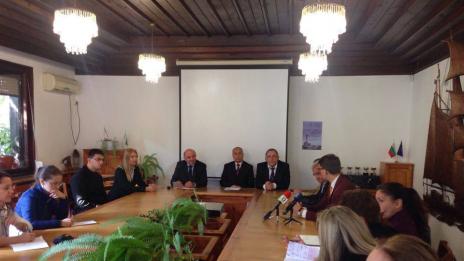 Във Варна отвори врати първият Център за медиация към БМК
