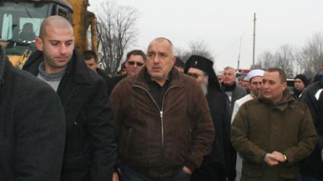 Бъчварова и Борисов пътуват към Айтос  