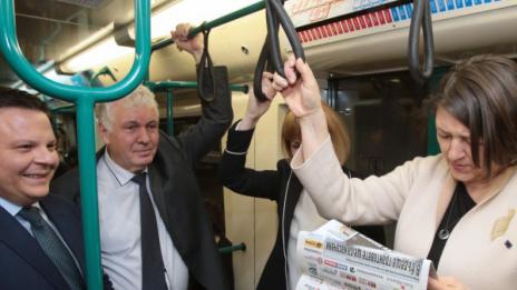 Еврокомисар Булц: Впечатляващо е колко хора пътуват с метро! 