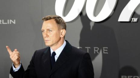 Агент 007 излиза със закъснение от поне два месеца  