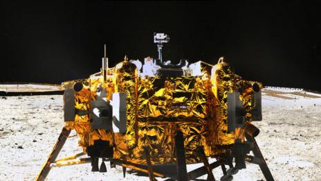 Китайският луноход „Юйту-2” възобнови работа