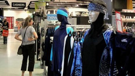 Бурна полемика за банските на мюсюлманките в Белгия