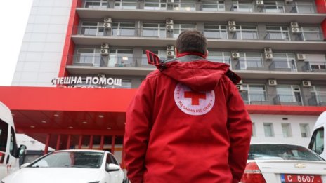 Изписаха едно от децата, лекуващи се у нас след трагедията в Кочани