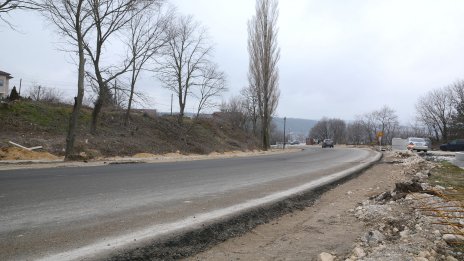 Уширяват завоите на пътя от "Аспарухово" към "Галата"