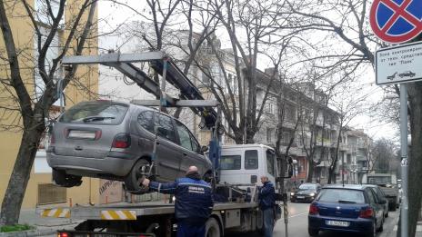 4800 автомобила вдигнаха паяците във Варна