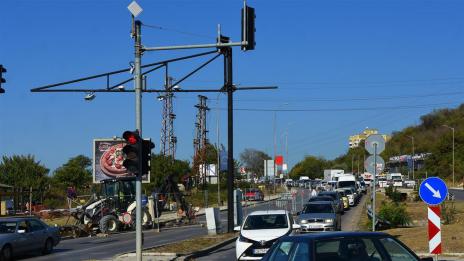 Вижте огромното задръстване във Варна по бул.„Цар Освободител“