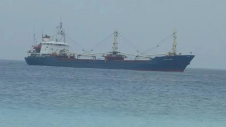 Кораб е заседнал в Черно море, тръгнал е от Варна