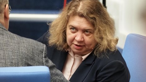 Киселова за казуса "Невзоров": Документът съдържаше данни за действащи агенти