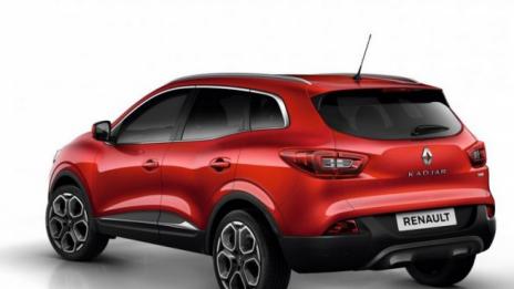 Renault изтегля 15 000 коли