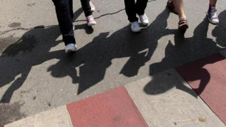 Доброволни патрули ще помагат на малките ученици да пресичат улиците