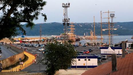 Променят режима за достъп до свободната зона на порта във Варна