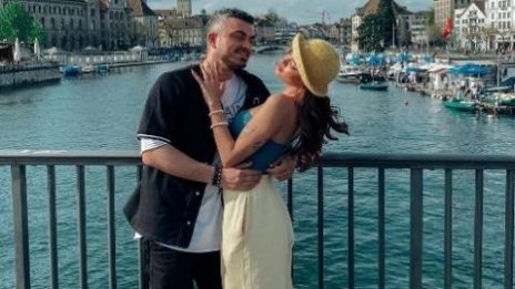 Поп певицата Дара се похвали с ново гадже
