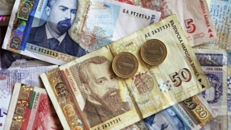Децата с починал родител ще получават помощ