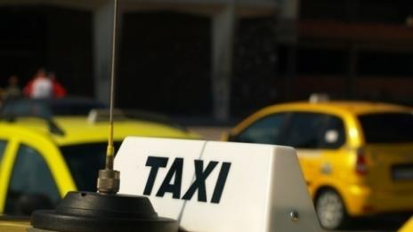 Без промяна в тарифите на такситата във Варна