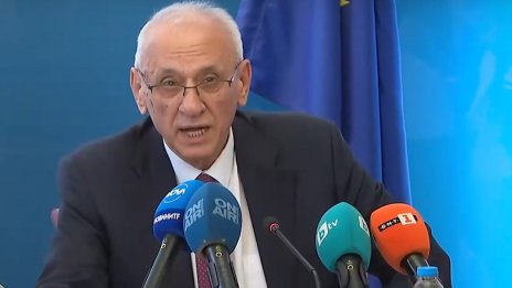 Здравният министър каза ще се стигне ли до национална грипна епидемия