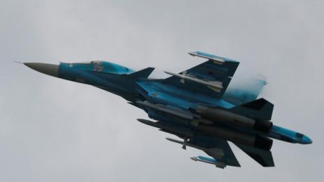 Грешка на пилота: Два Су-34 се сблъскаха в небето в Русия  