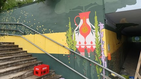 Украинци изрисуваха варненски подлез (СНИМКИ)