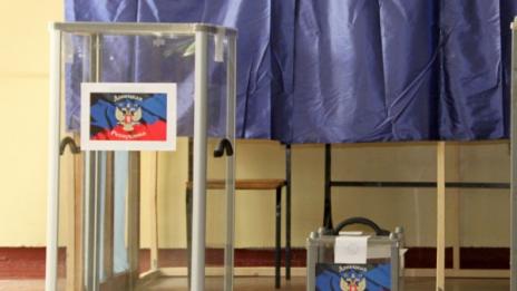 Донецк и Луганск провеждат референдум за бъдещето на Източна Украйна