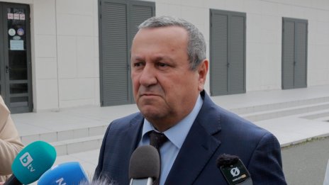 Адемов ще открие Дневен център за деца с аутизъм във Варна