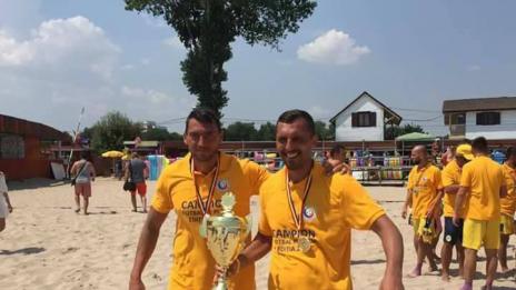 Двама български национали станаха шампиони по плажен футбол на Румъния