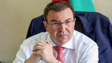 Проф. Ангелов: Ситуацията става опасна!