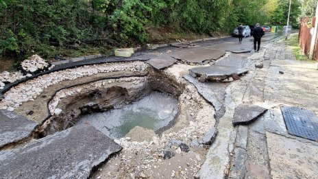 Днес започва ремонтът на авариралата ВиК тръба във Варна