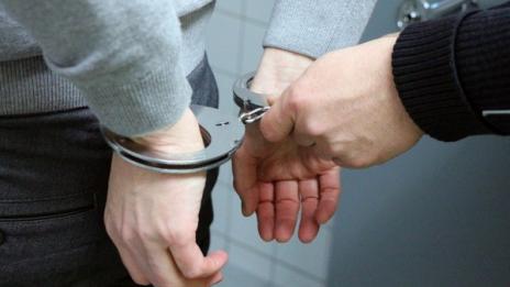 Мъж е прободен на плаж в Слънчев бряг