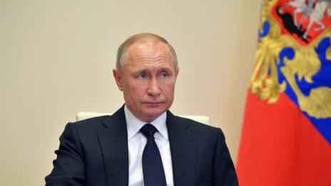Путин отложи парада за Деня на победата