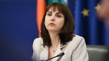 Социалният министър: 230 хил. души са поискали компенсация заради високите цени на горивата