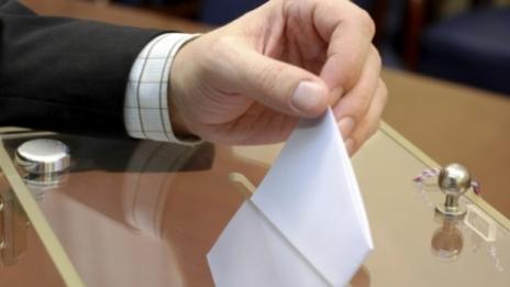 Агитират на турски до училище „Васил Левски“ в „Аспарухово“