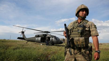 Турски военни нахлуха в Сирия, направиха си КПП