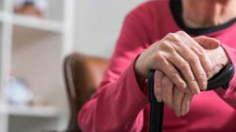 От 1 януари пенсионерите инвалиди поне с 52 лв. отгоре 