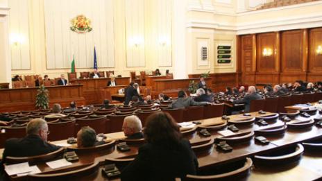 Депутатите обсъждат промени в управлението на съда