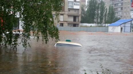 Потоп във Виетнам взе десетки жертви