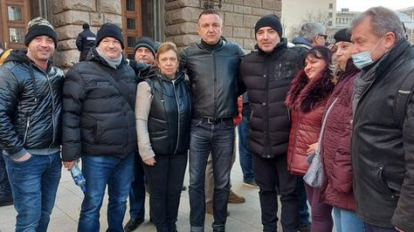 Портних и кметът на "Владиславово" бранят Борисов пред МС