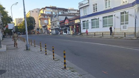 Затварят за движение основна улица в центъра на Варна