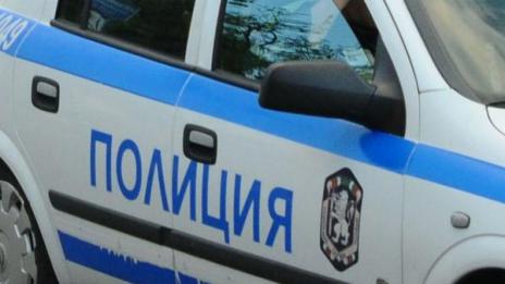 Мъж с гадже-ученичка вилня в школото, бута учителка
