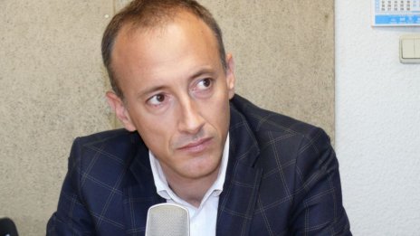 Министър Вълчев: Имаме ангажимента да увеличаваме инвестициите в образованието