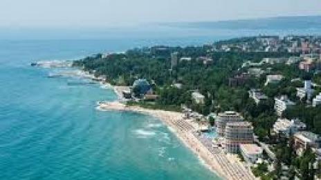 Учители спортуваха на “Св. св. Константин и Елена”