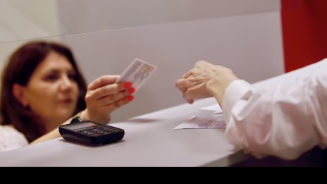 Без валидна лична карта преди балотажа? МВР обясни как ще можете да гласувате