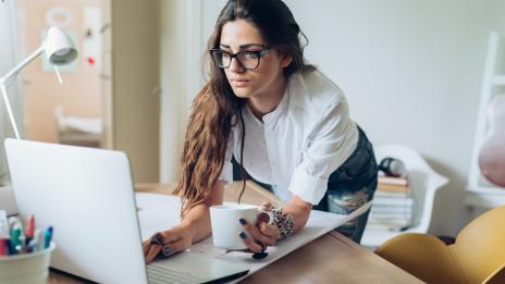 40% от наетите във фирмите работят дистанционно
