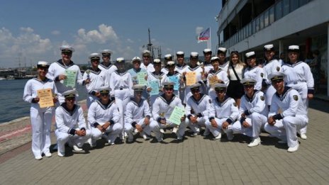 Във Варна наградиха победителите в Спартакиадата на ВМС