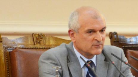 Председателят на НС: Парламентът може да изкара пълен мандат